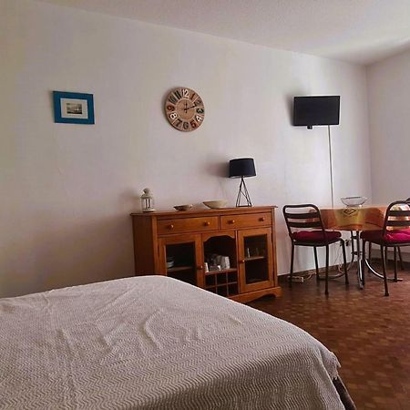 Studio Avec Parking, Terrasse Ensoleillee Et Tennis A Collioure - Fr-1-309-234 Apartment ภายนอก รูปภาพ